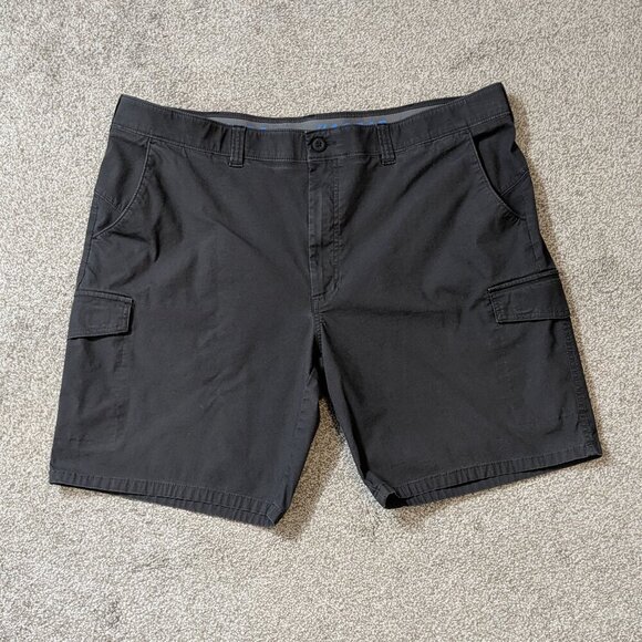 HAGGAR Active Series, Dark Gray Free Trek Cargo Shorts; Size 42 - Picture 1 of 5